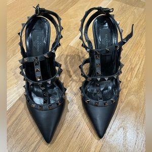 Valentino Garavani women's rockstud cage leather pumps with studs